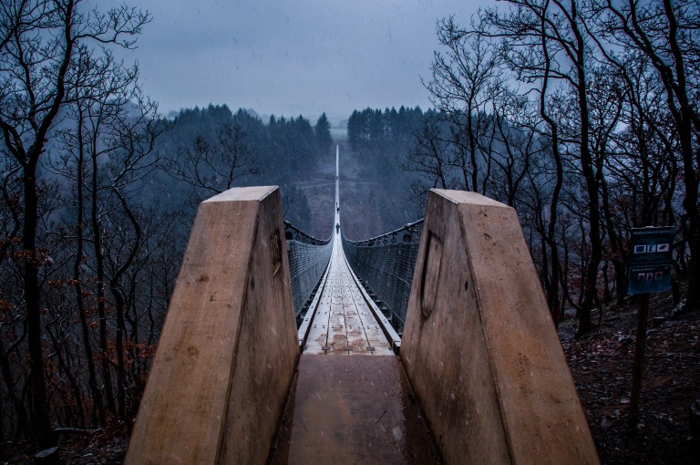 Name:  suspension bridge hngeseilbrcke geierlay  0406-Gemma-Geierlay-Germanys-Longest-Suspension-Bri.jpg
Views: 13678
Size:  136.9 KB